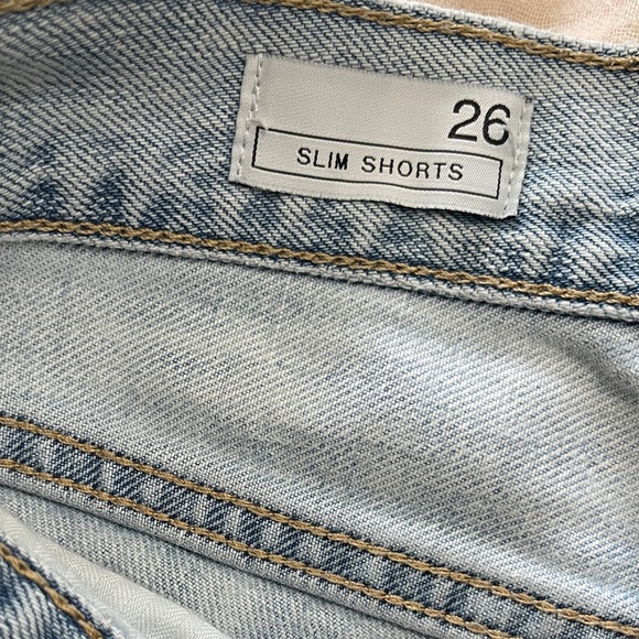 GAP Womens Jean Shorts Size 26 Blue Slim Short Distressed Light Wash Denim - Picture 5 of 10